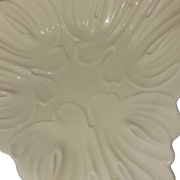 Lenox Triangle Ivory Porcelain Candy Nut Dish Gold Rim Decorative Bowl - Picture 4 of 5